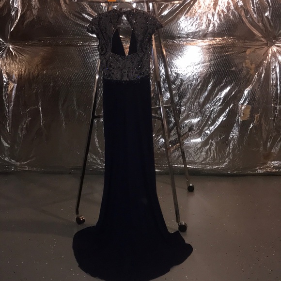 Sherri Hill Gown Size 6 - Picture 12 of 12